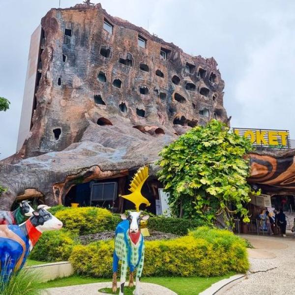 Paket wisata Malang Batu Bromo 5 hari 4 malam